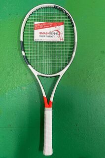 Pure Strike 16x19 L2 Second Hand Tennis Racquet