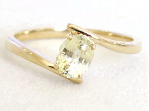 9k Yellow Gold 1ct Yellow Sapphire Ring