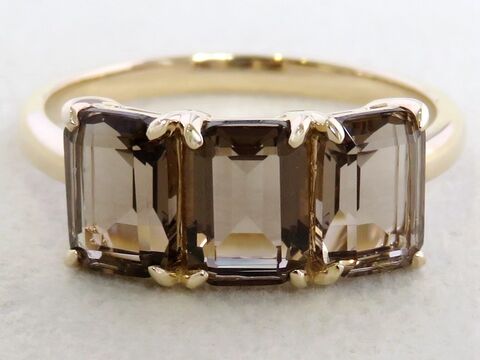 2.7ct Smoky Quartz 3-Stone Ring in 9k Yellow Gold