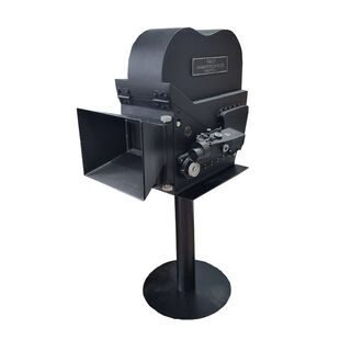 Large Movie Camera (H: 1.4 x W: 0.9 x D: 0.6)