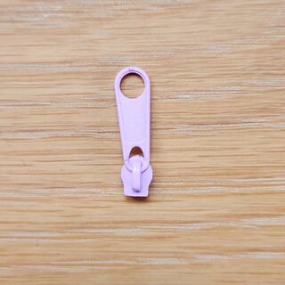 #3 Baby pink zipper pull