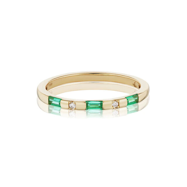 SINGLE ROW TAROT BAGUETTE 18 - carat gold, emerald and diamond ring