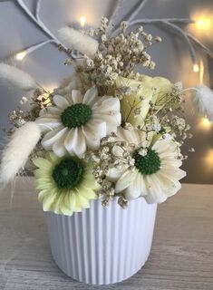 White Linear Pot with Lemon & White Flowers