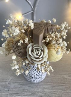 White Speckled Pot with Mocha & White Flowers